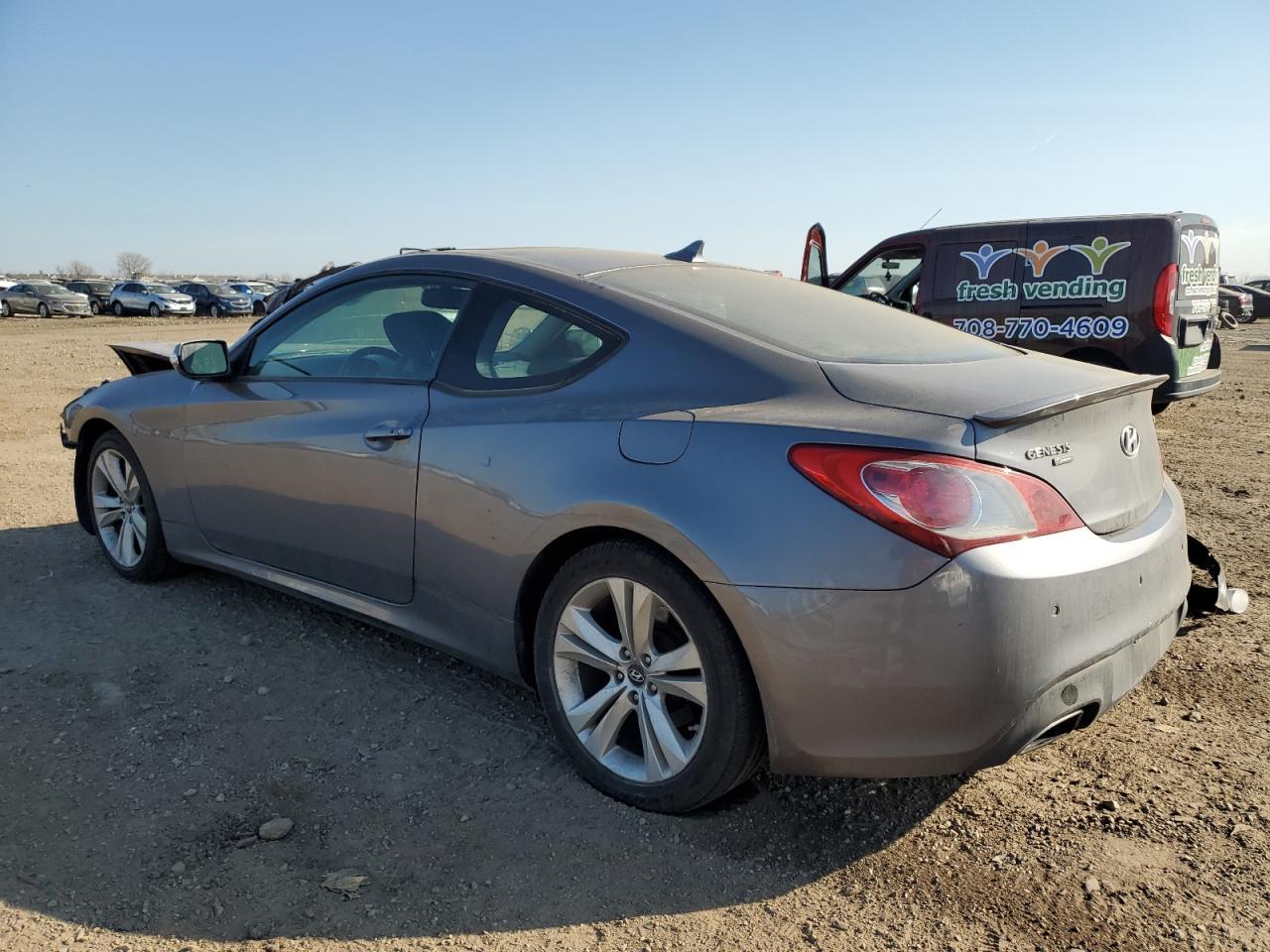 2011 HYUNDAI GENESIS CO - Image 2