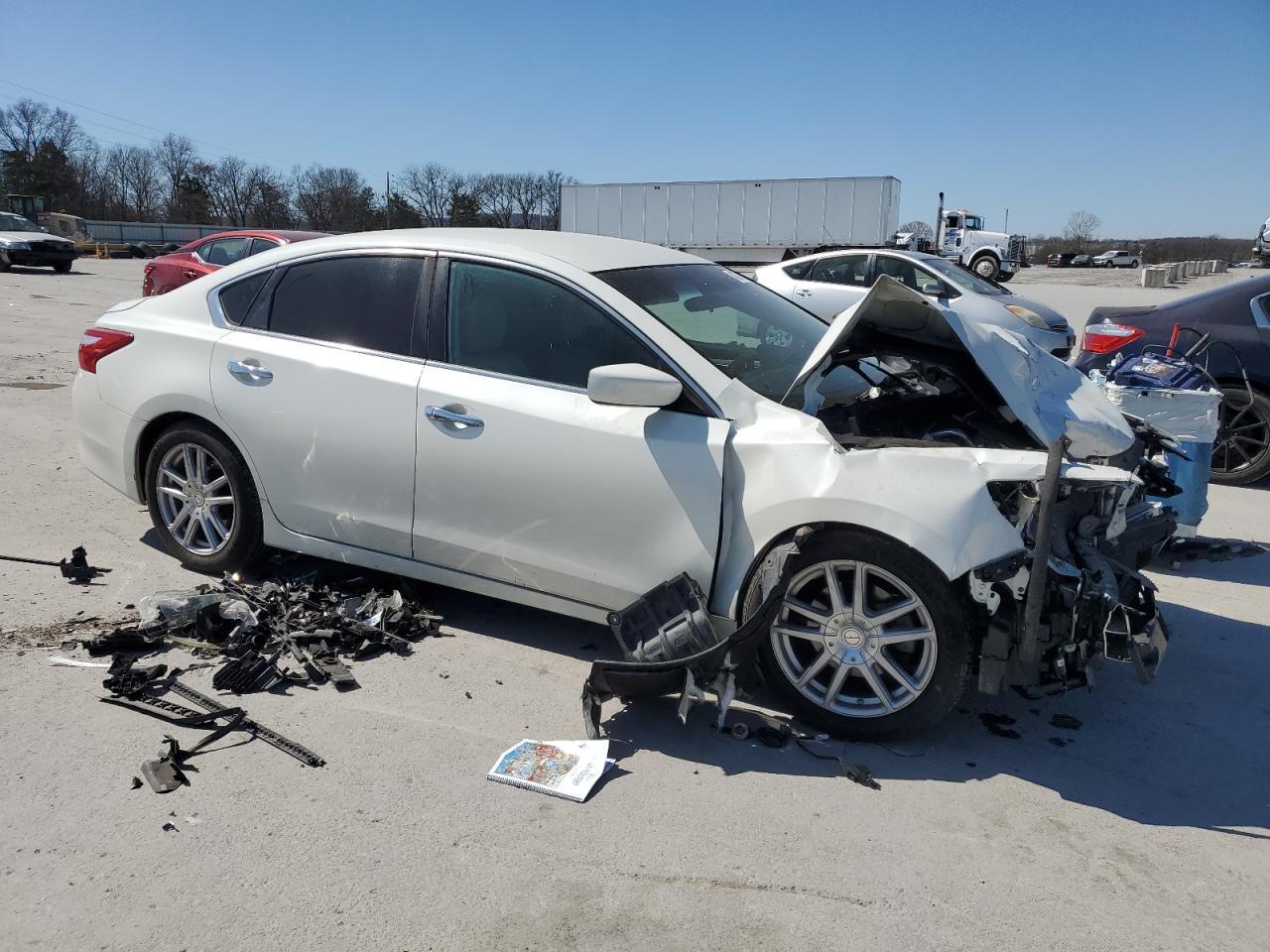 2016 NISSAN ALTIMA 2.5 - Фото 4