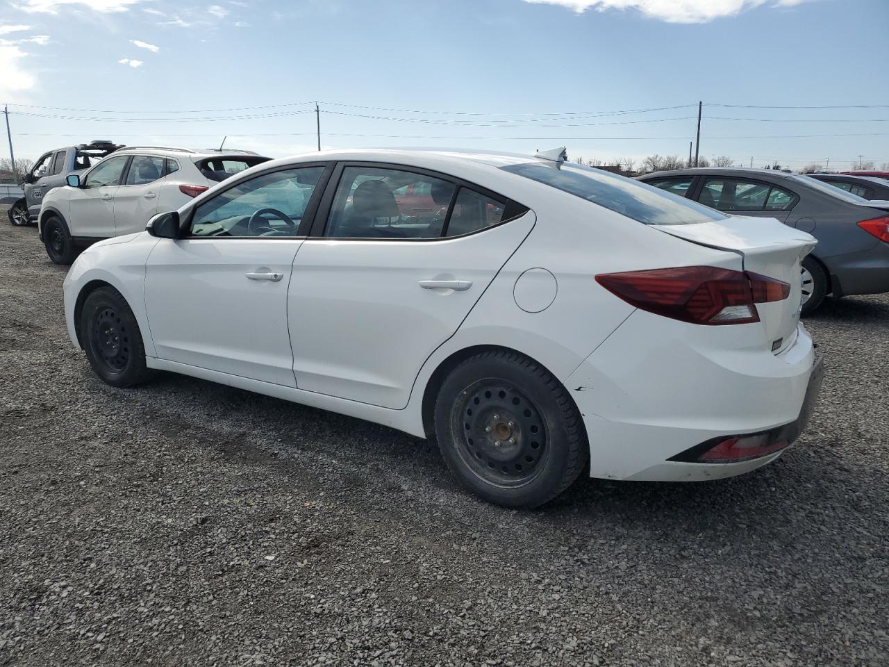 2019 HYUNDAI ELANTRA SE - Фото 2