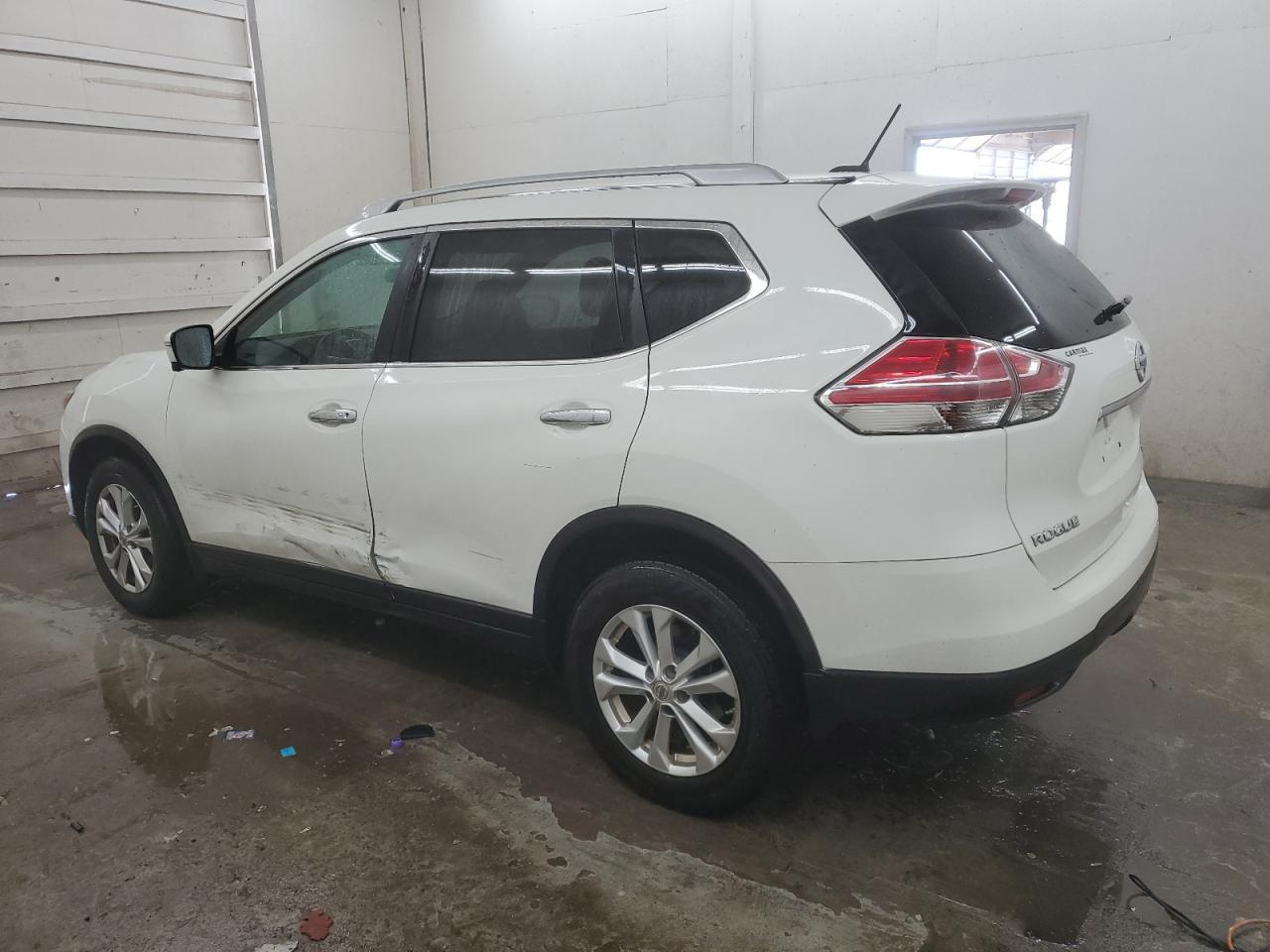 2015 NISSAN ROGUE S - Image 2