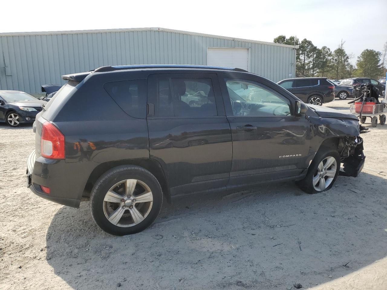 2011 JEEP COMPASS SP - Image 3