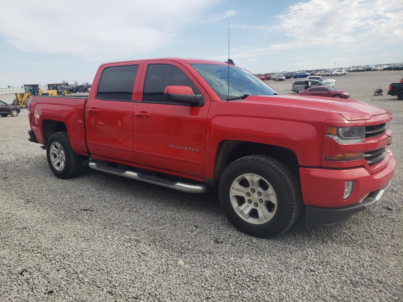 2018 CHEVROLET SILVERADO - Фото 4