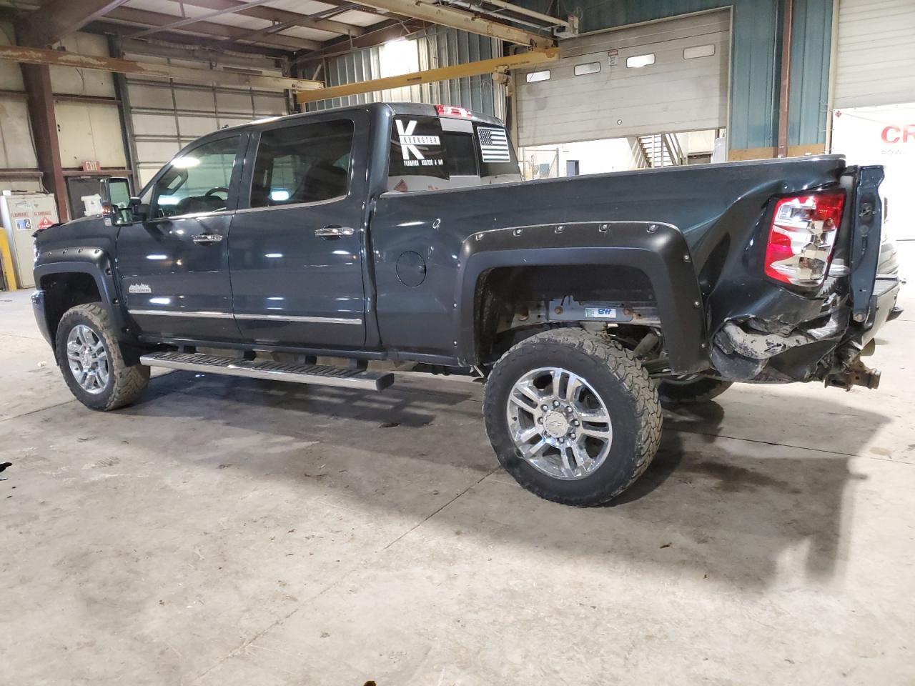 2018 CHEVROLET SILVERADO - Фото 2