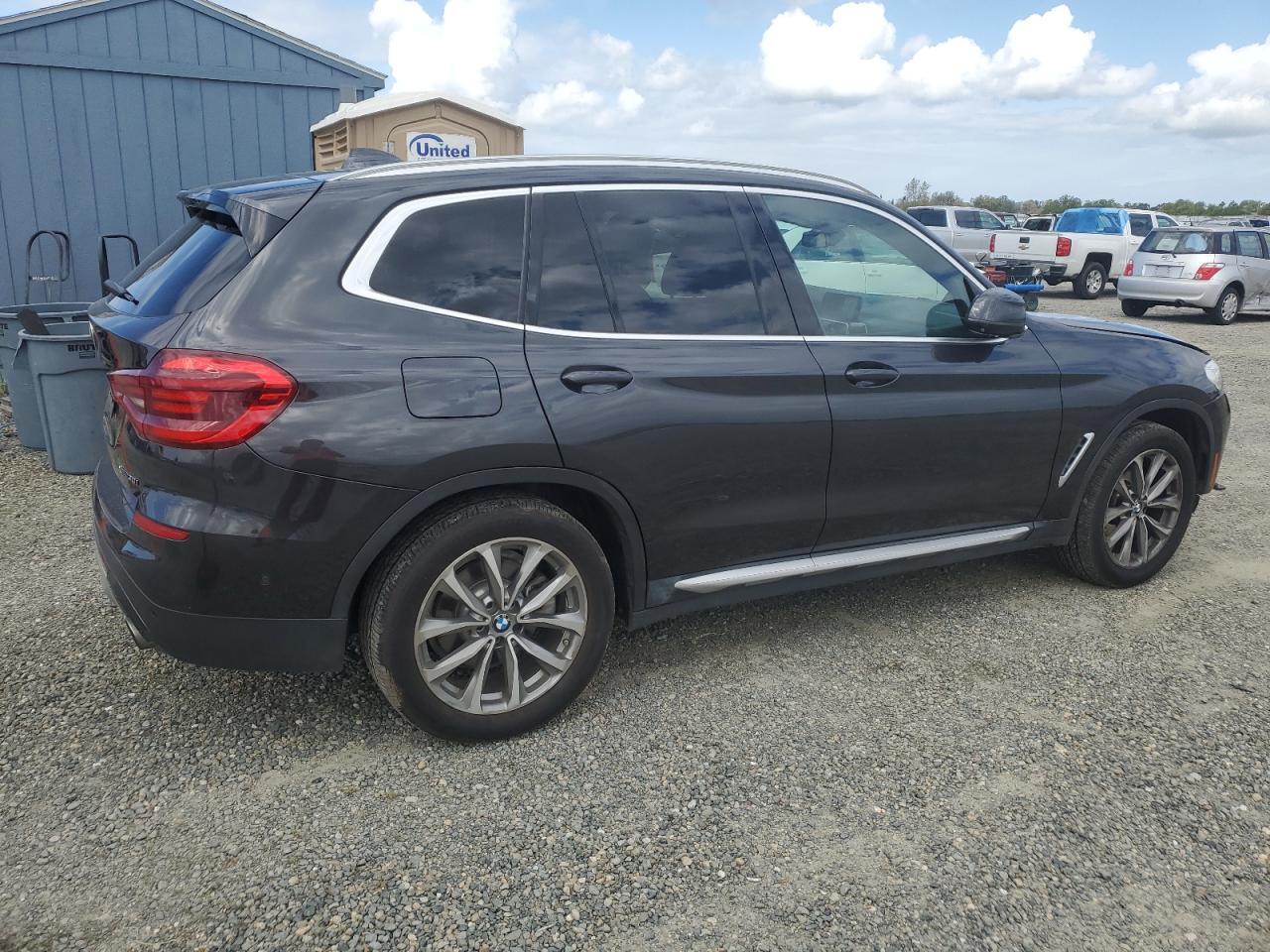 2019 BMW X3 XDRIVE3 - Фото 3