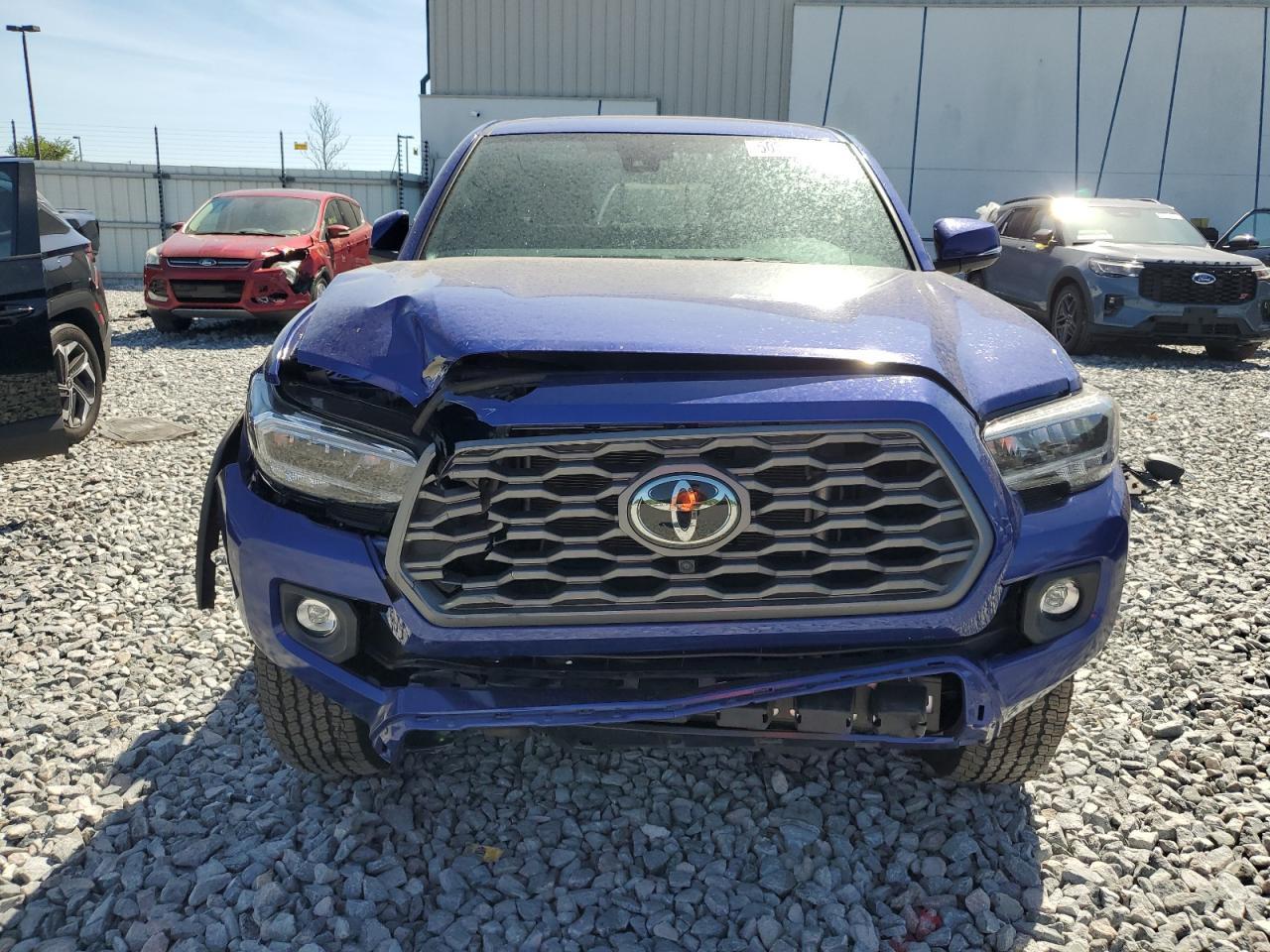 2023 TOYOTA TACOMA DOU - Фото 5