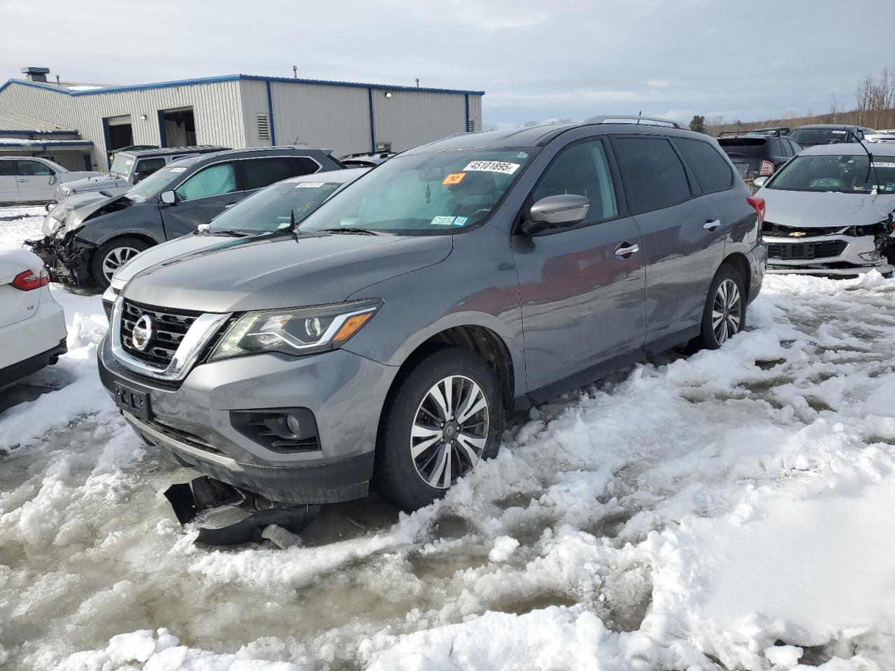 2017 NISSAN PATHFINDER