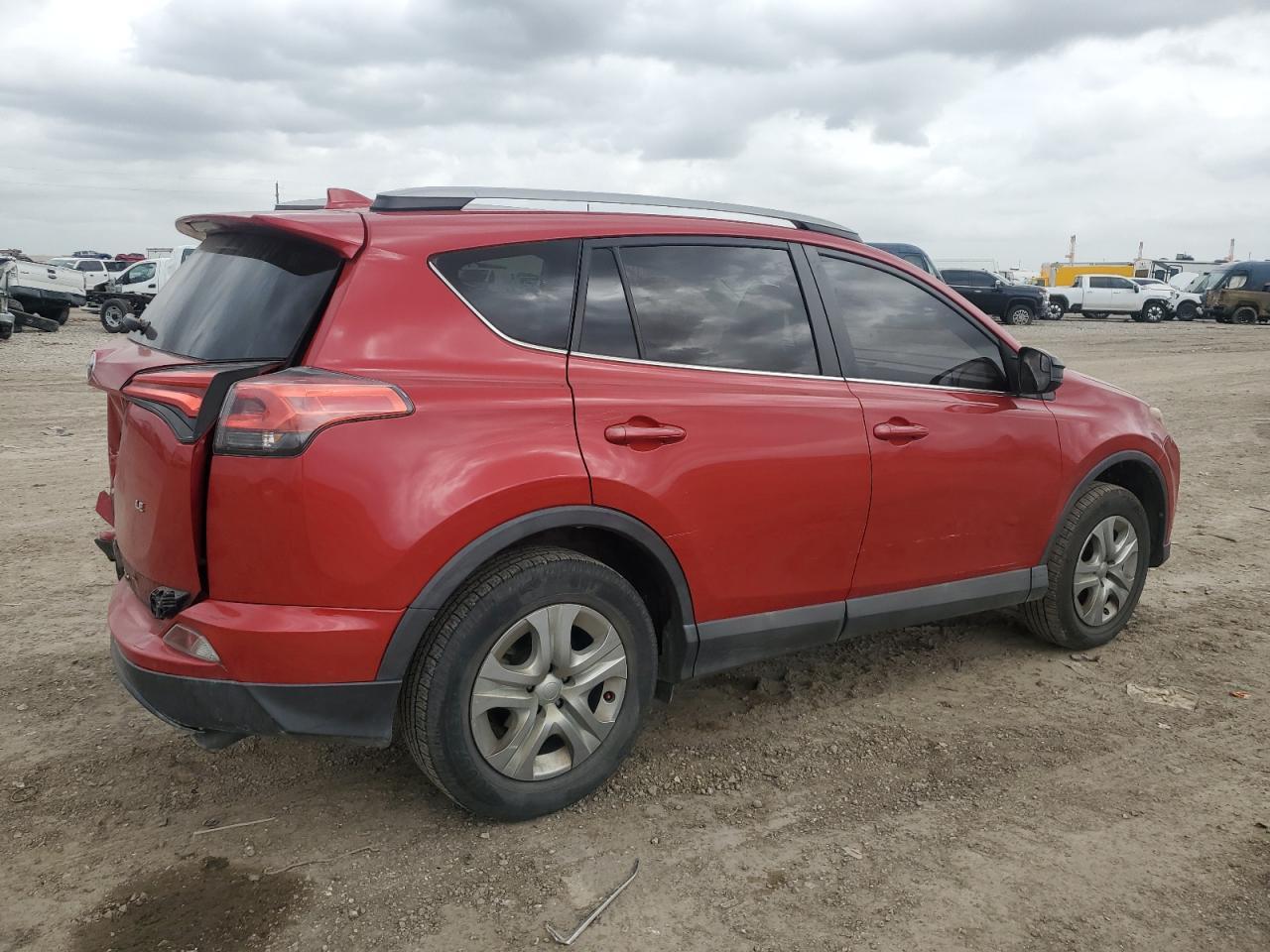 2017 TOYOTA RAV4 LE - Image 3