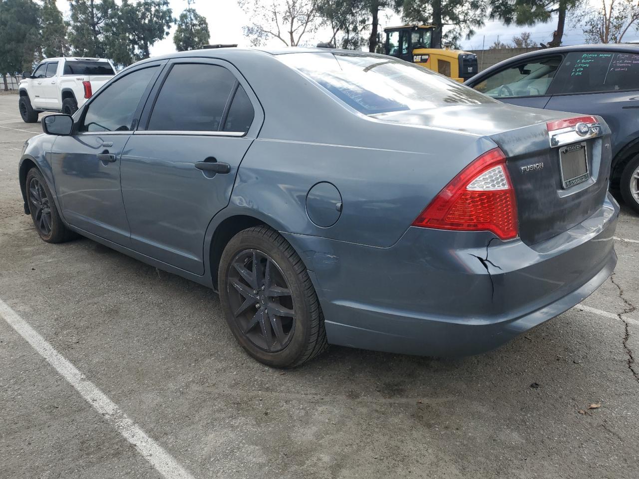 2011 FORD FUSION SEL - Image 2