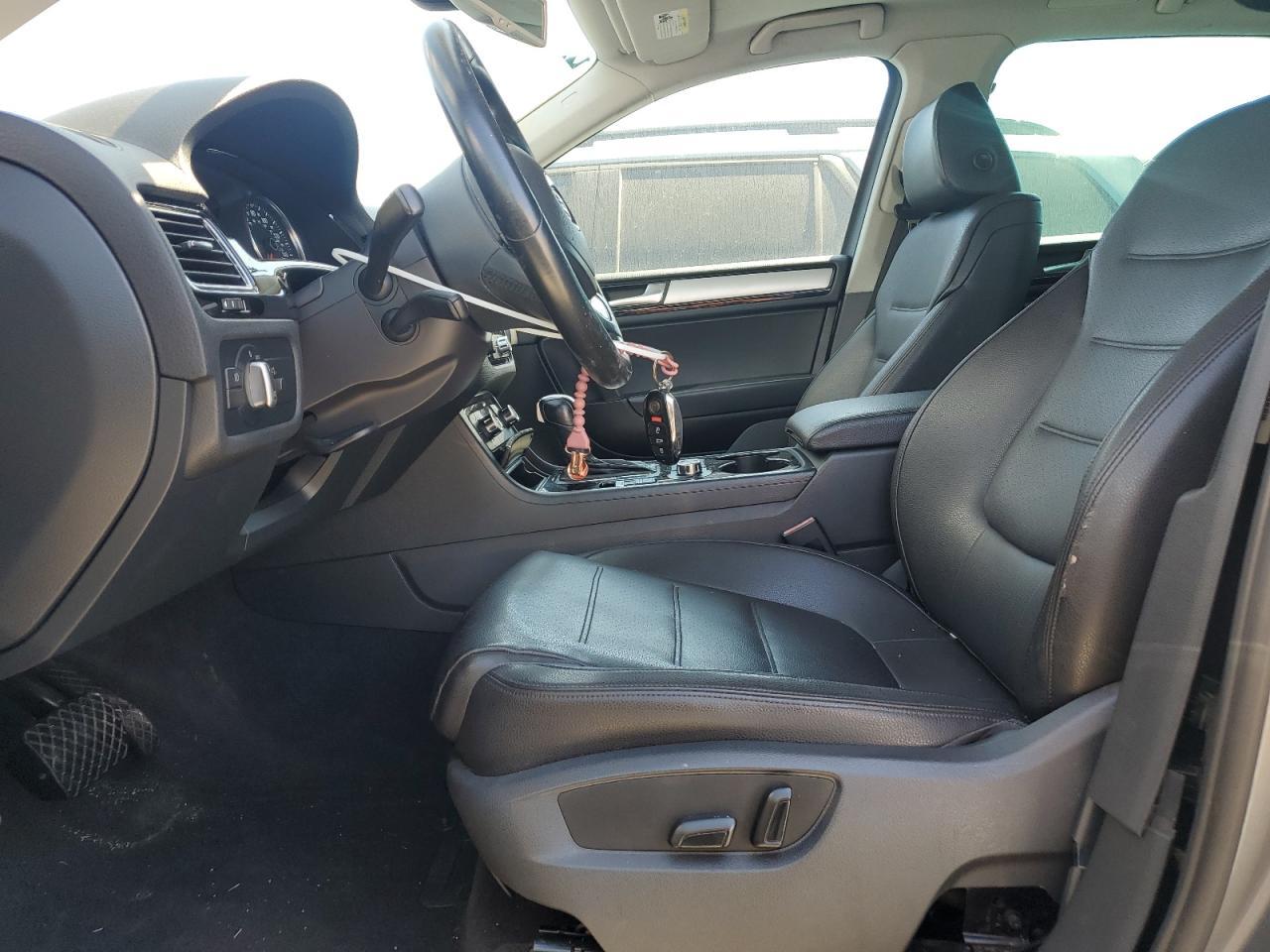 2011 VOLKSWAGEN TOUAREG V6 - Фото 7