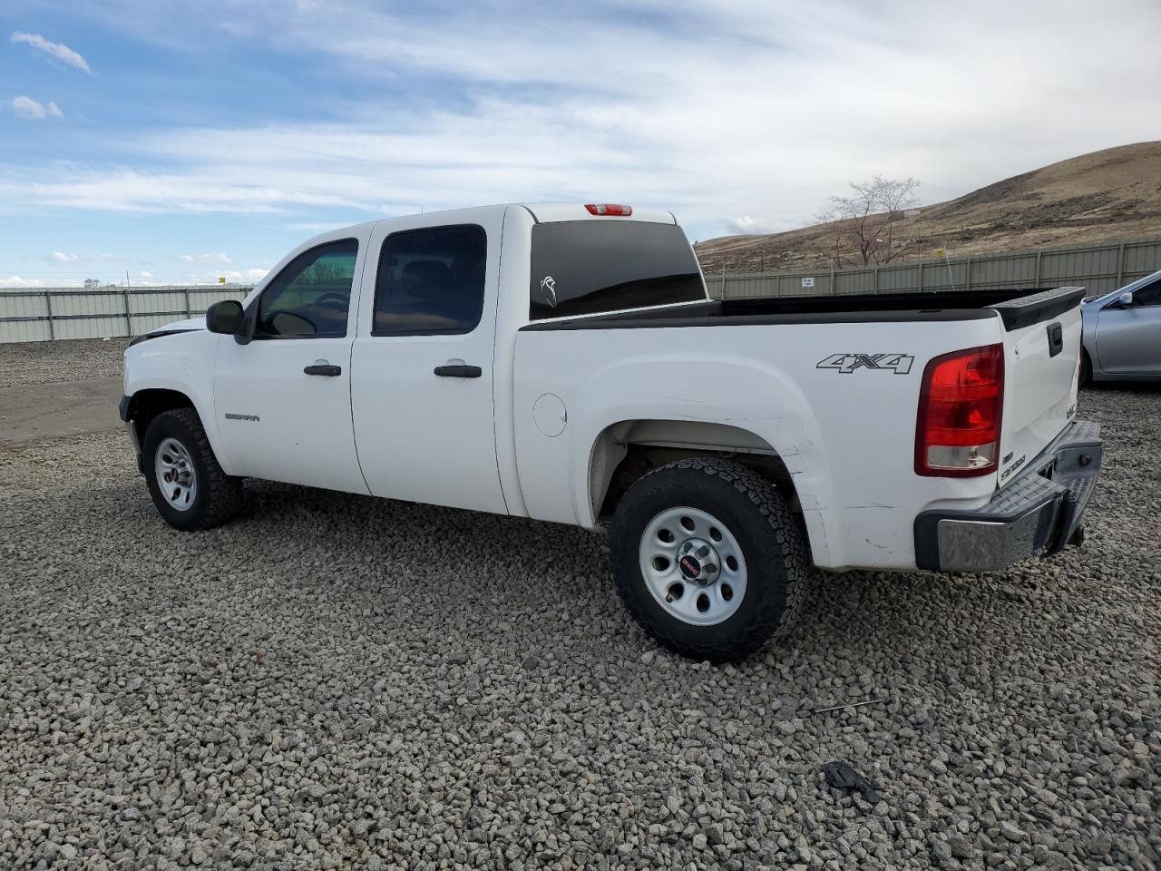 2011 GMC SIERRA K15 - Image 2