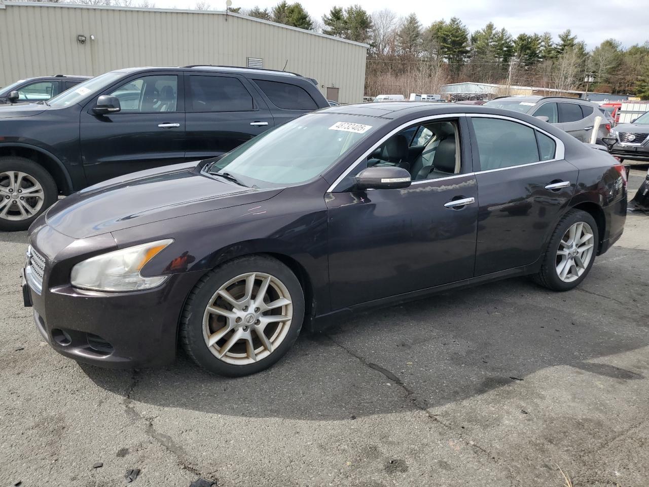 2011 NISSAN MAXIMA S