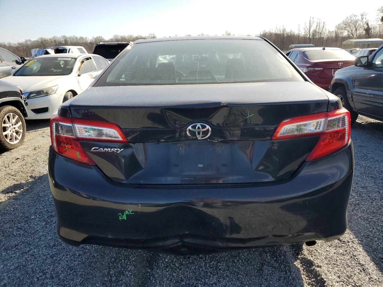 2014 TOYOTA CAMRY L - Фото 6