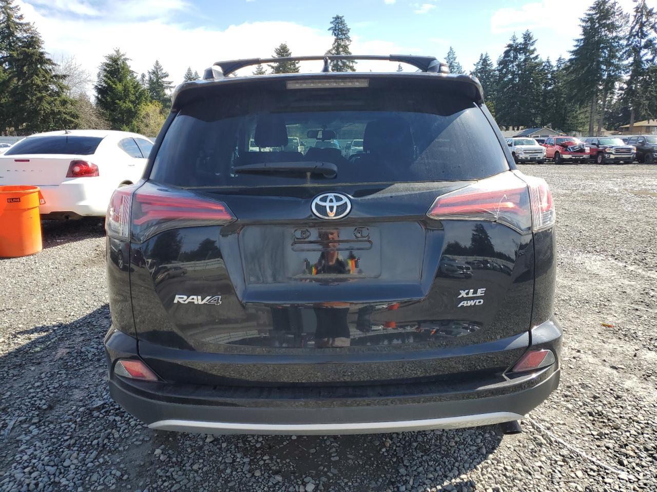 2016 TOYOTA RAV4 XLE - Фото 6