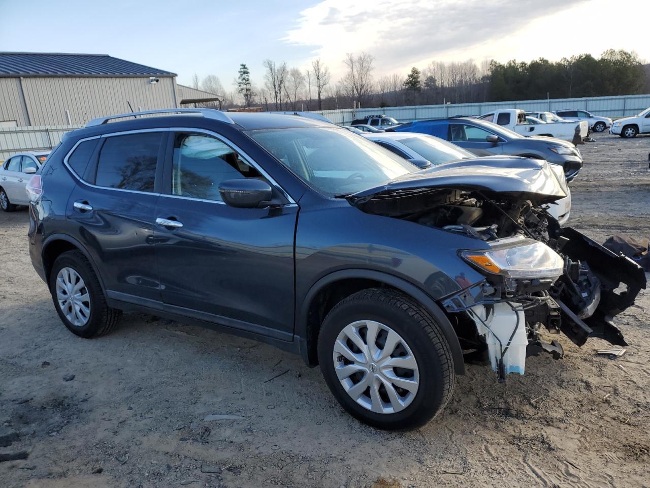 2016 NISSAN ROGUE S - Фото 4