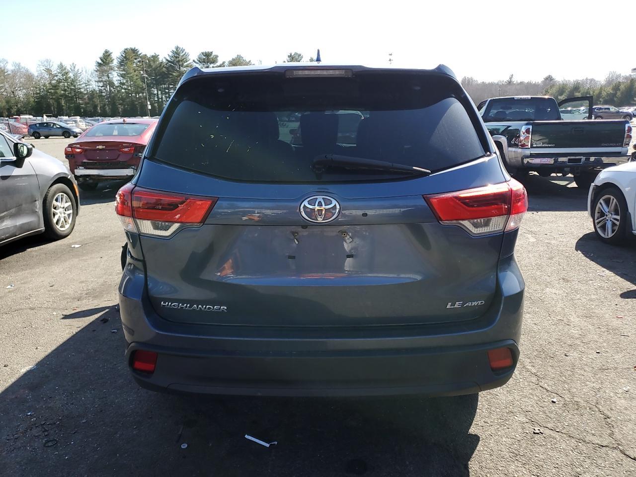2018 TOYOTA HIGHLANDER - Image 6