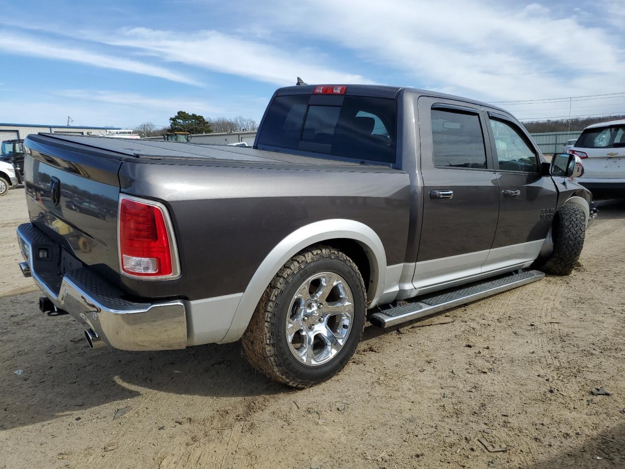 2015 RAM 1500 LARAM - Image 3