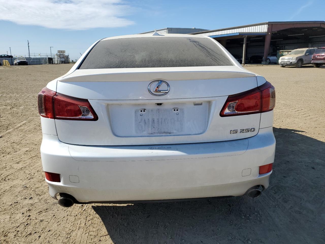 2011 LEXUS IS 250 - Фото 6