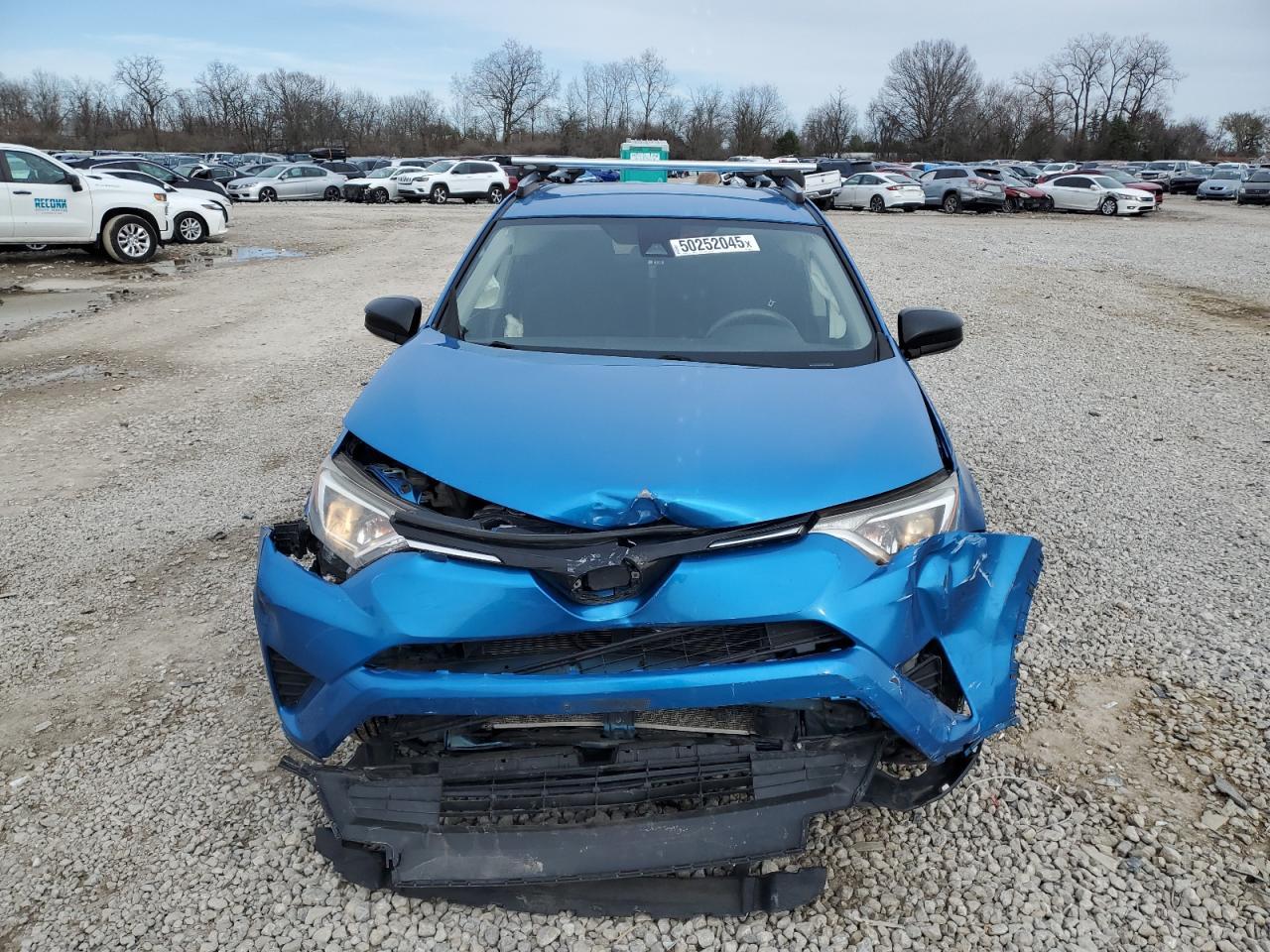2017 TOYOTA RAV4 LE - Image 5