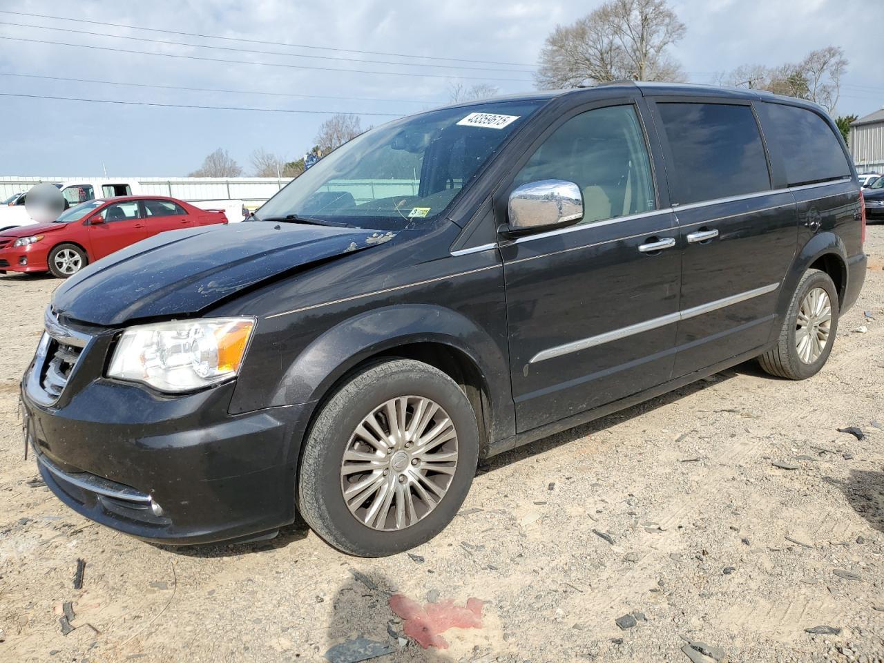 2014 CHRYSLER TOWN & COU