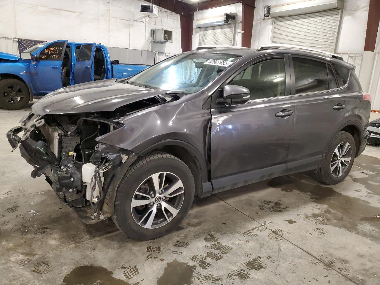 2016 TOYOTA RAV4 XLE