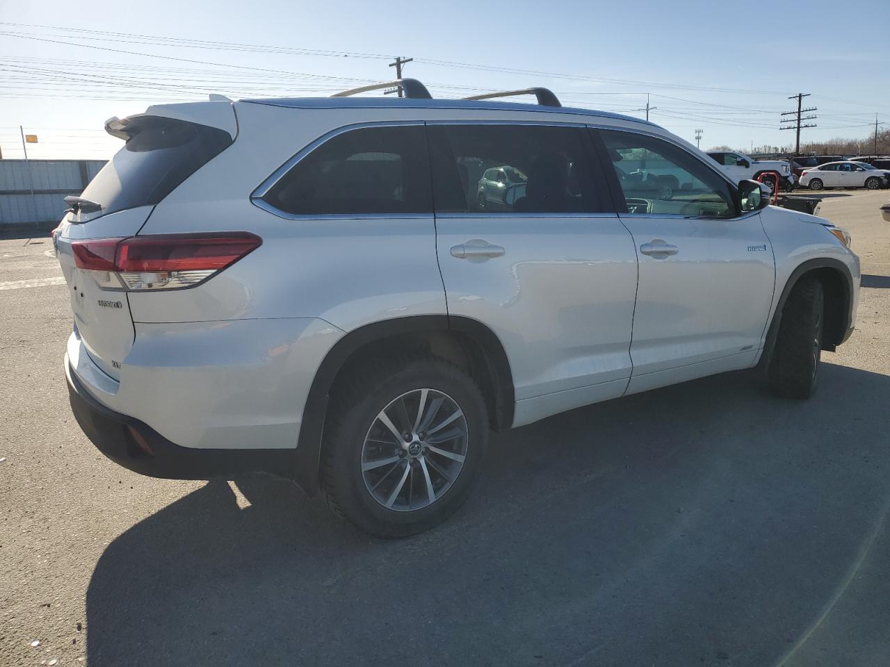 2018 TOYOTA HIGHLANDER - Фото 3