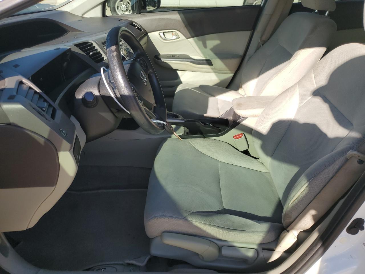 2012 HONDA CIVIC LX - Фото 7