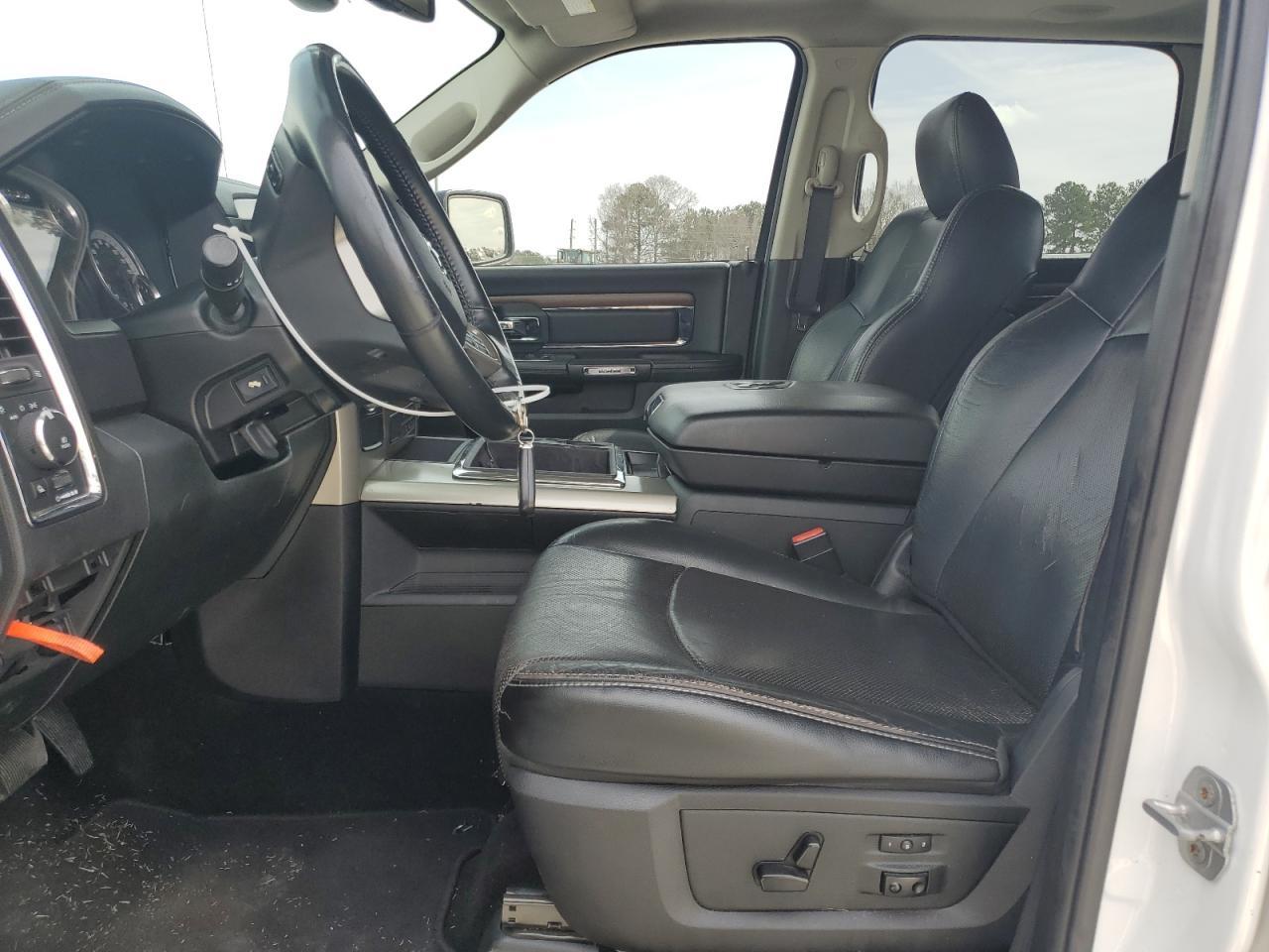 2015 RAM 1500 LARAM - Фото 7