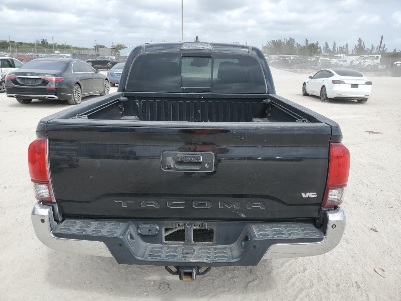 2019 TOYOTA TACOMA DOU - Фото 6