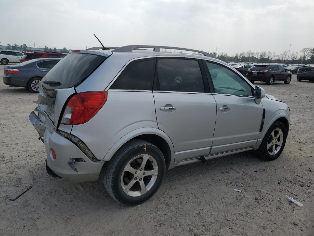 2014 CHEVROLET CAPTIVA LT - Image 3