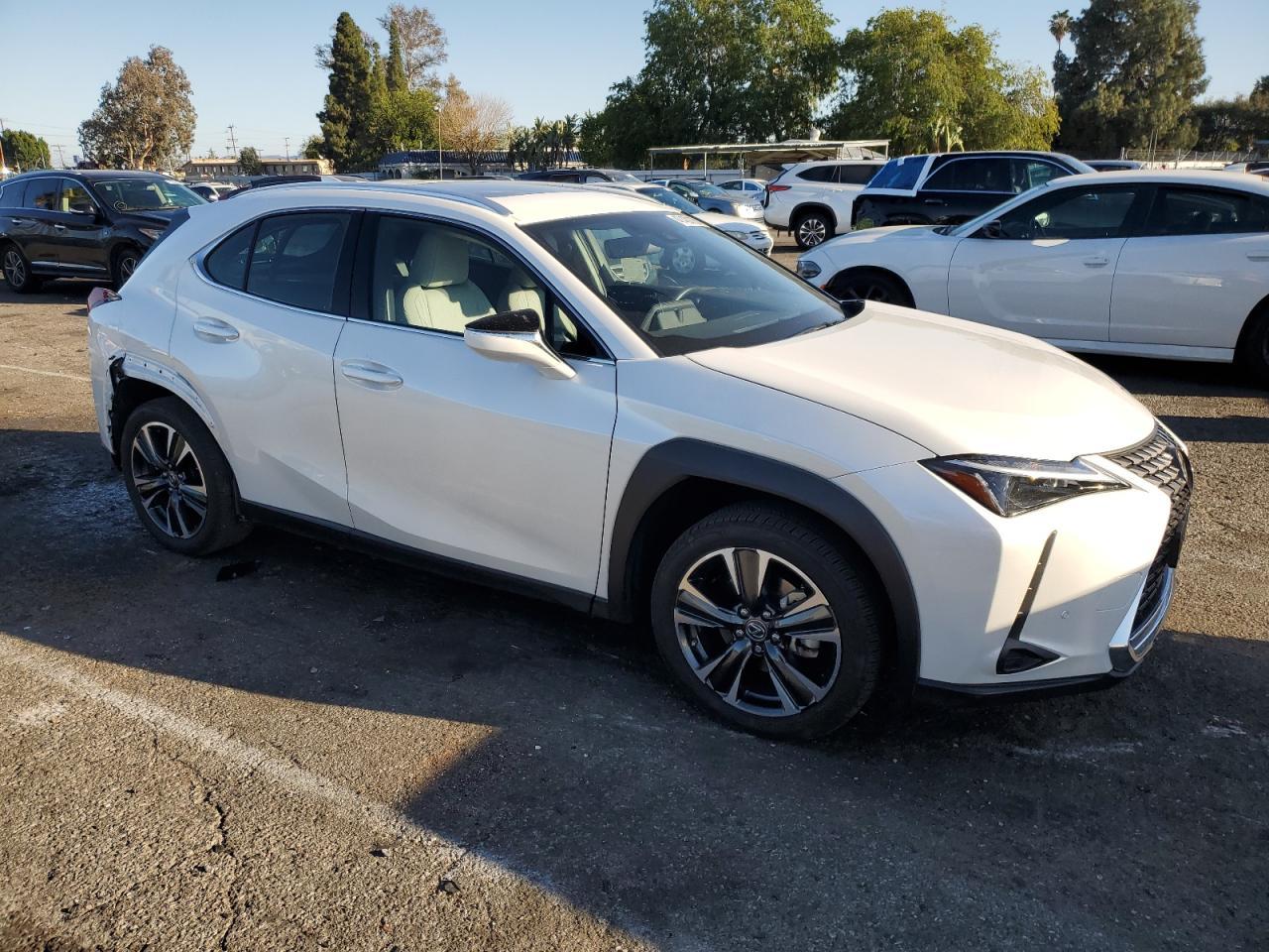 2023 LEXUS UX 250H BA - Image 4