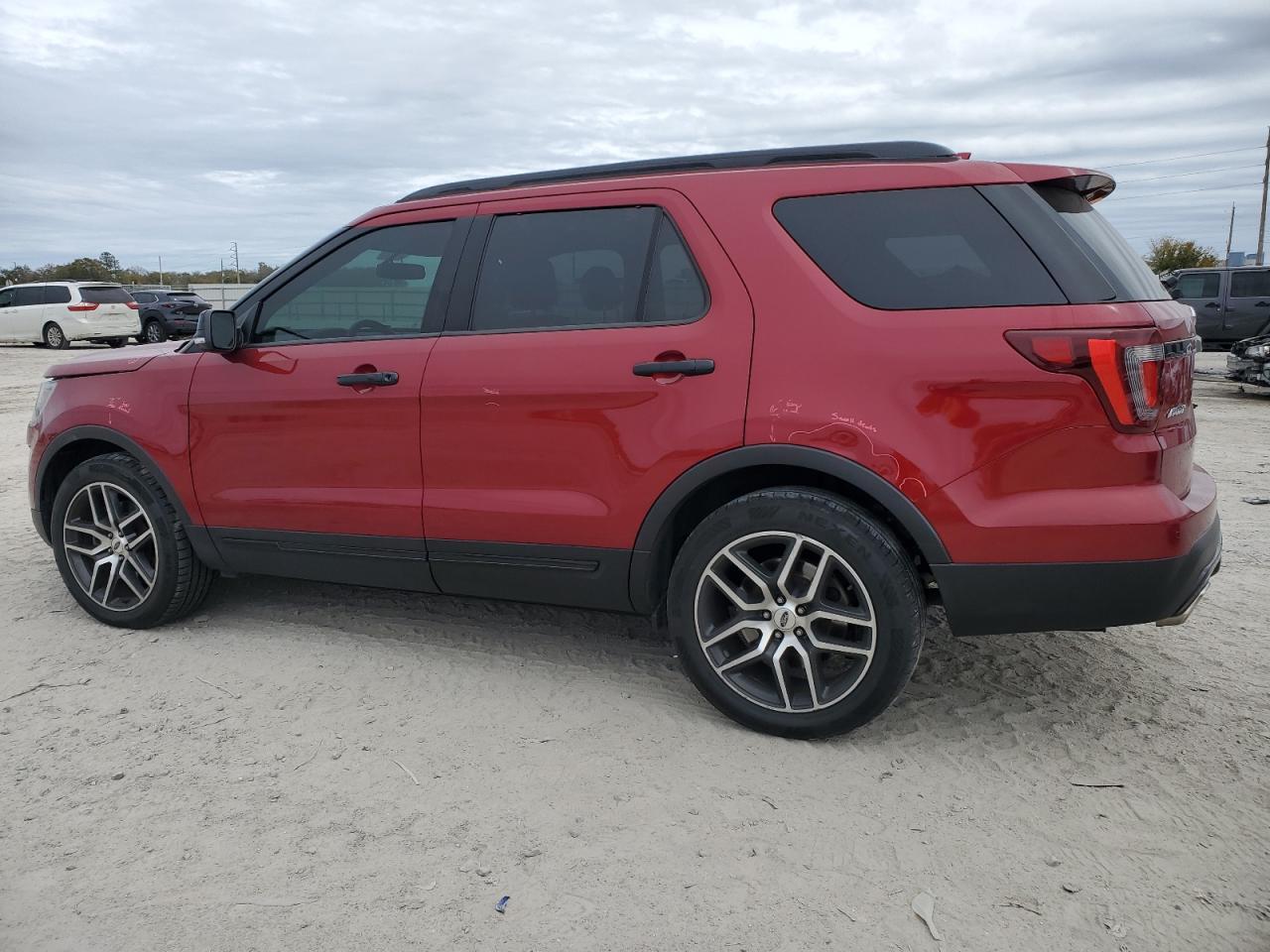 2017 FORD EXPLORER S - Фото 2