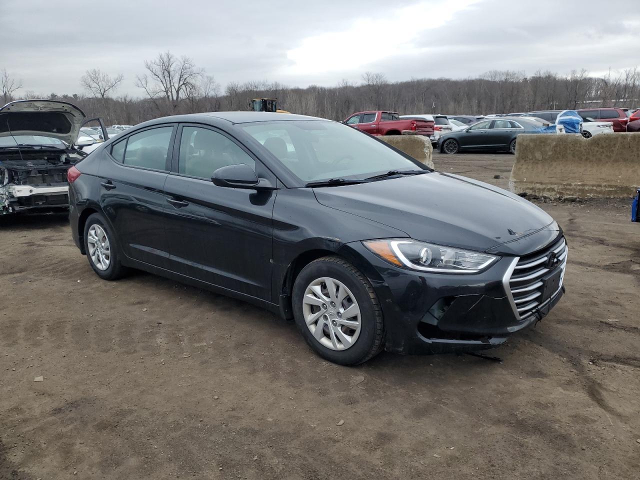 2018 HYUNDAI ELANTRA SE - Фото 4