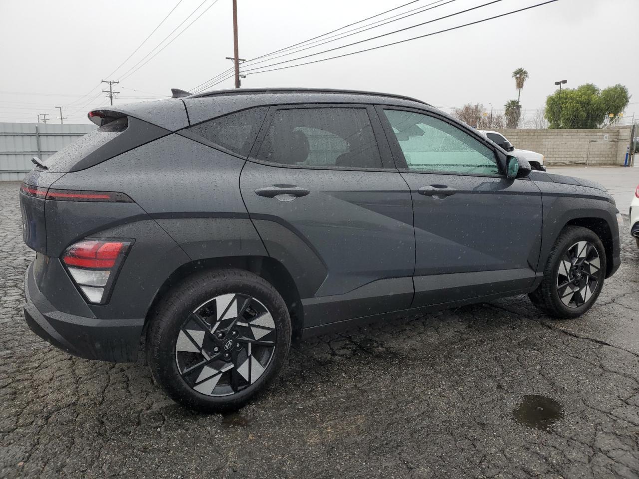 2024 HYUNDAI KONA SEL - Фото 3
