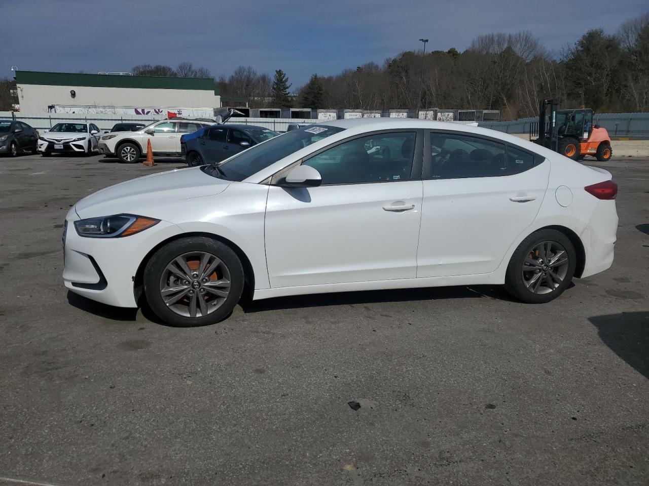 2018 HYUNDAI ELANTRA SE
