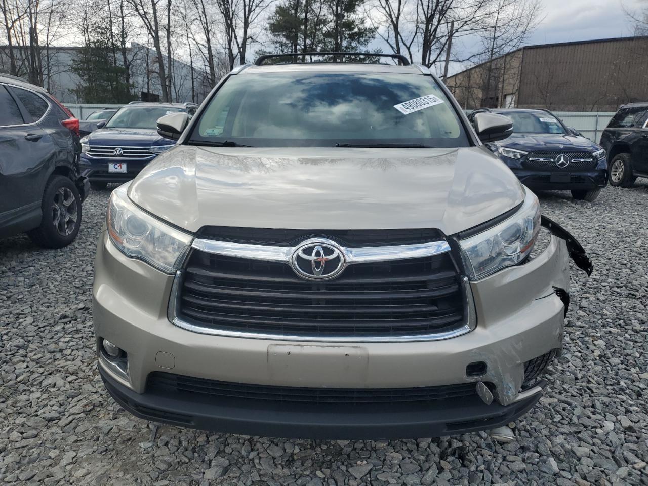 2015 TOYOTA HIGHLANDER - Image 5