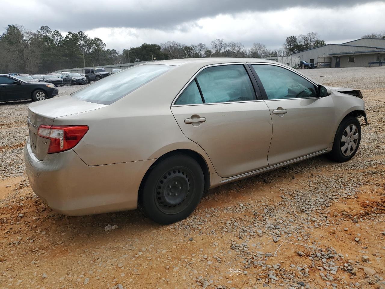2014 TOYOTA CAMRY L - Image 3