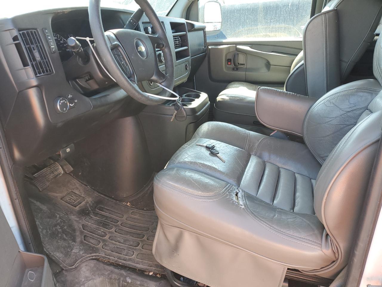 2010 CHEVROLET EXPRESS G3 - Фото 7