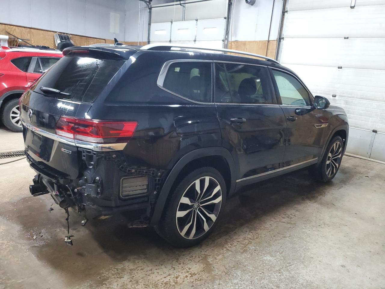 2022 VOLKSWAGEN ATLAS SEL - Image 3