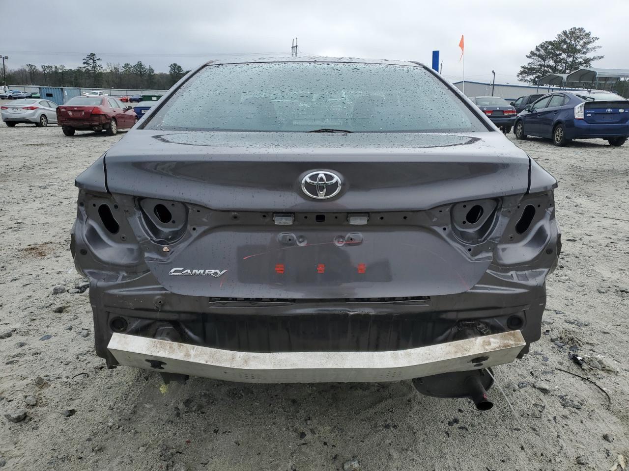2017 TOYOTA CAMRY LE - Фото 6