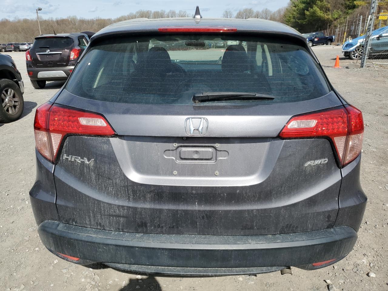 2018 HONDA HR-V LX - Image 6