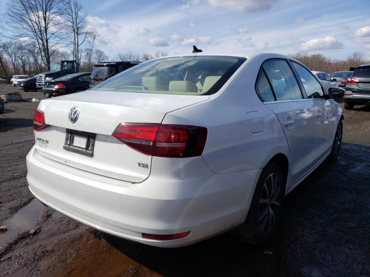2017 VOLKSWAGEN JETTA SE - Фото 3