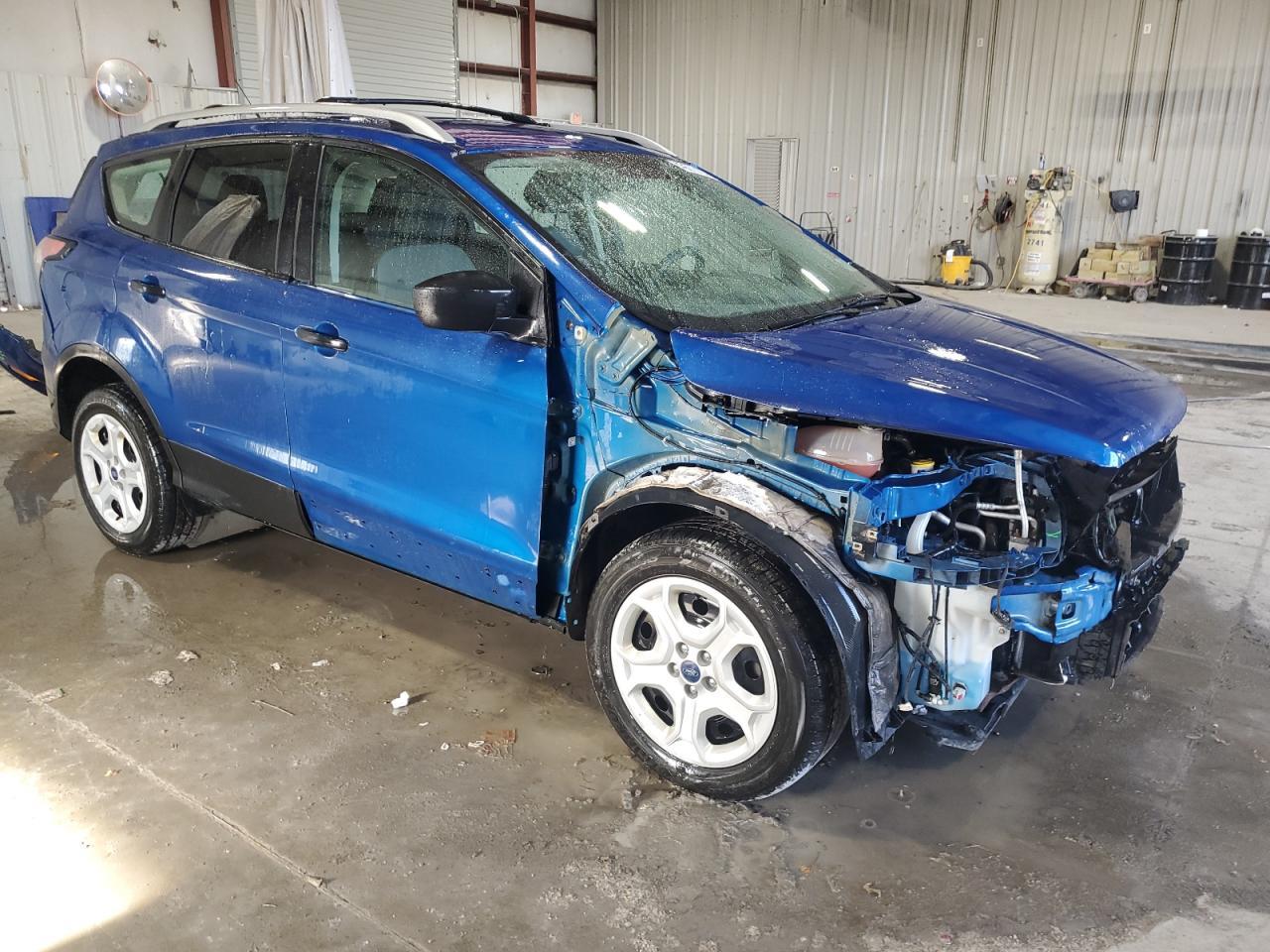 2017 FORD ESCAPE S - Image 4