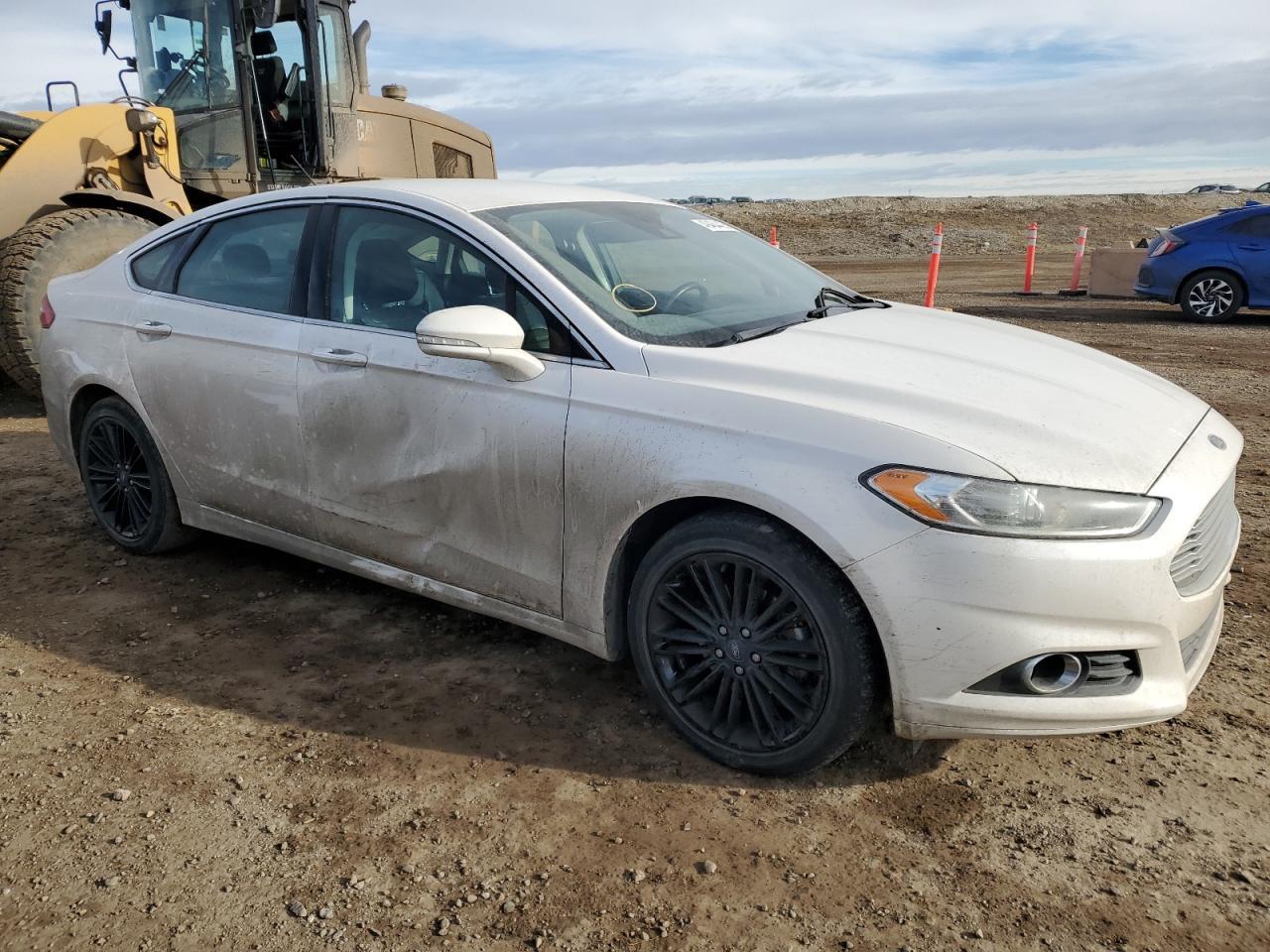 2014 FORD FUSION SE - Image 4