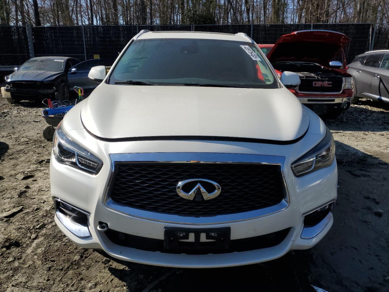 2019 INFINITI QX60 LUXE - Фото 5