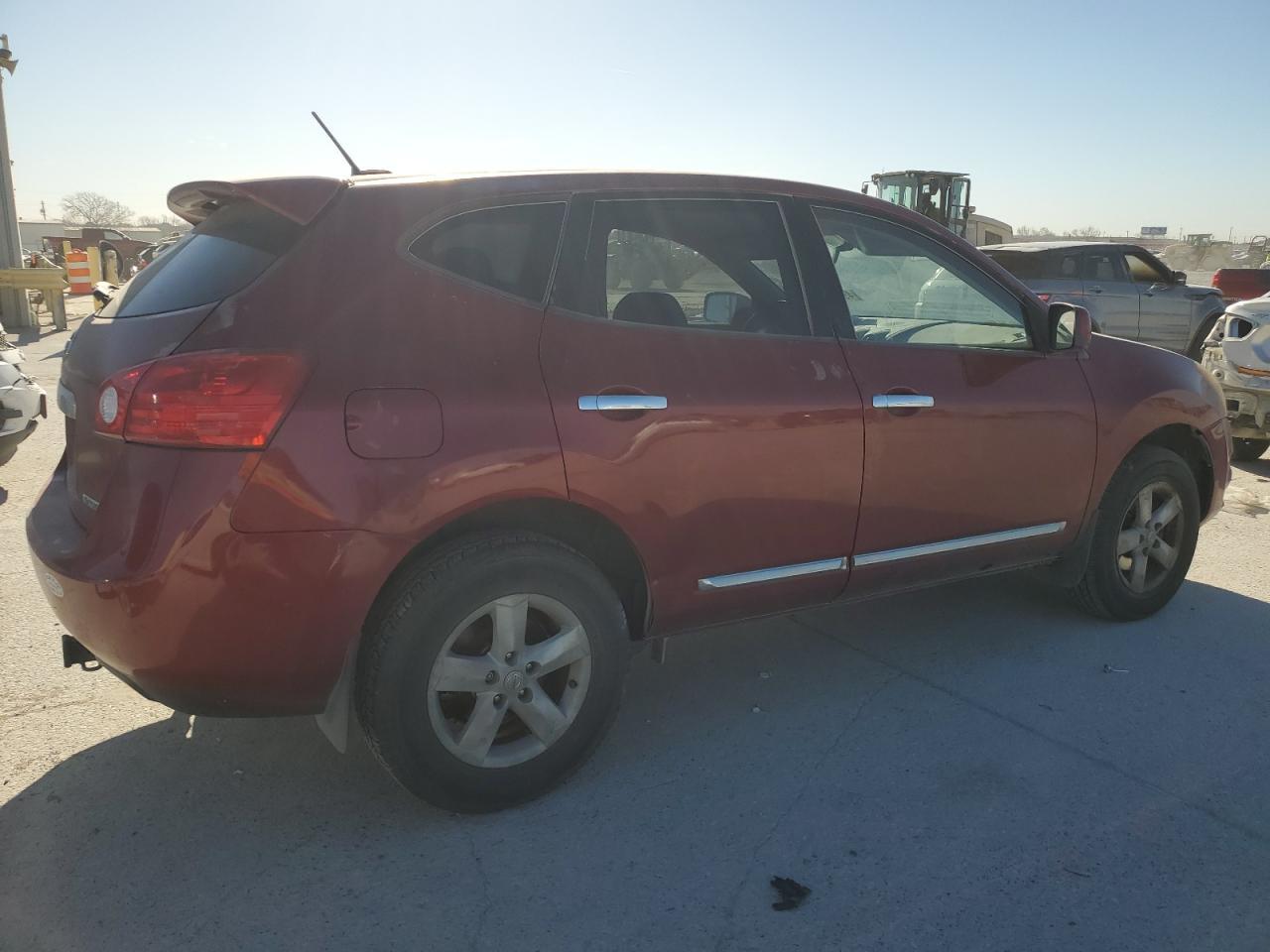 2013 NISSAN ROGUE S - Фото 3