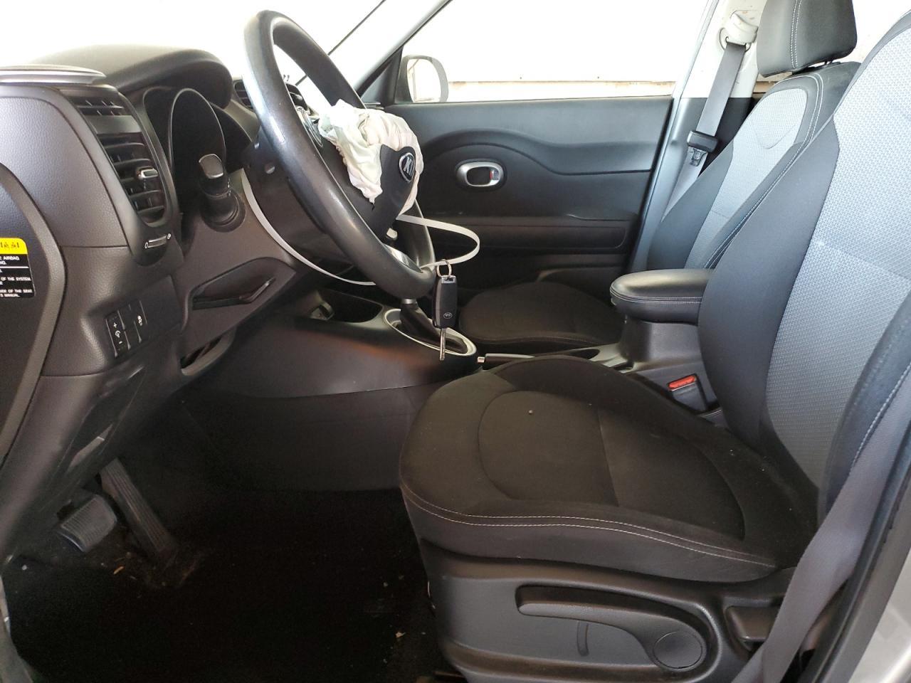 2019 KIA SOUL + - Image 7