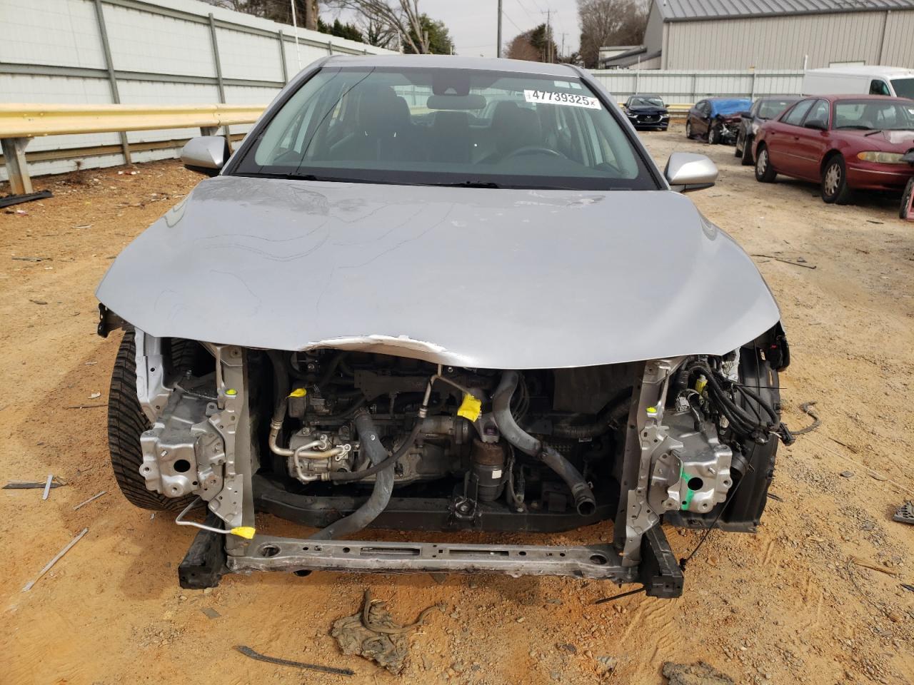 2020 TOYOTA CAMRY SE - Image 5