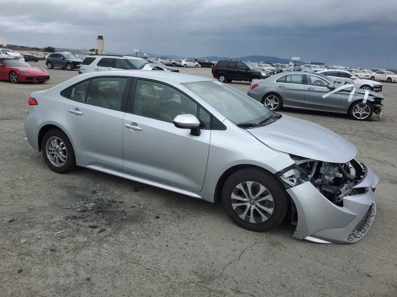 2022 TOYOTA COROLLA LE - Image 4