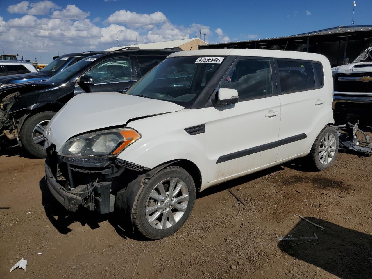 2013 KIA SOUL +