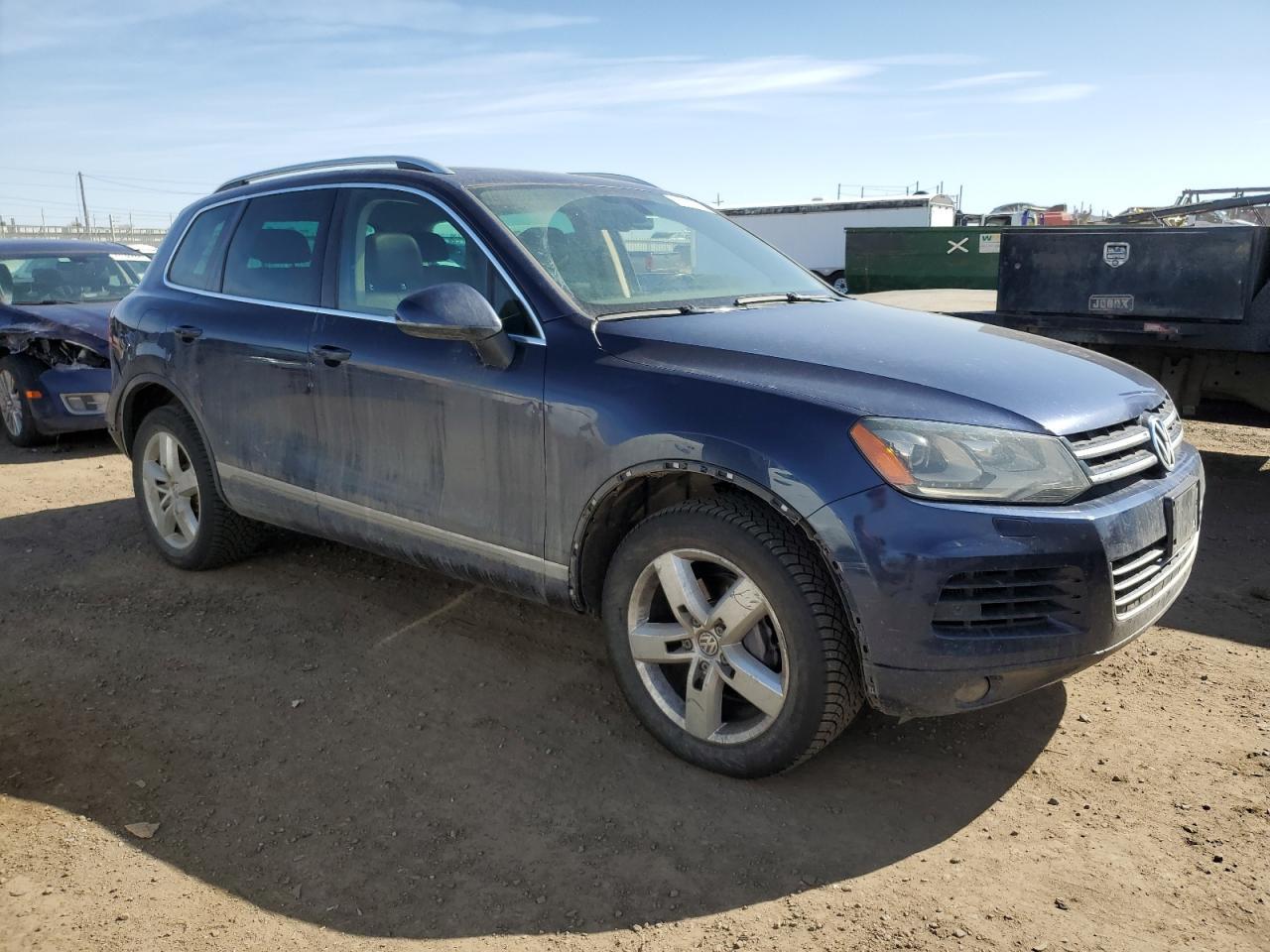 2012 VOLKSWAGEN TOUAREG V6 - Image 4